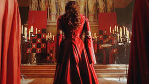 What would red coronation dress look like!