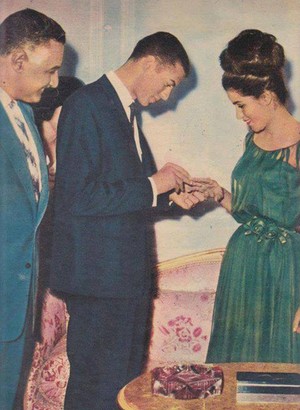  Nasser at his Daughter`s wedding