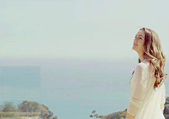  Leighton Meester’s commercial for Biotherm Aquasource