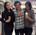 Harry Styles with fans in Beverly Hills♥ - one-direction photo