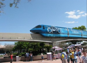 Monorail at 迪士尼