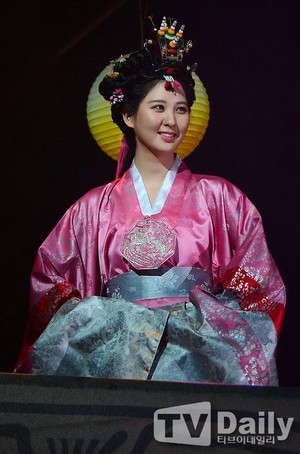  Seohyun in "Moon That Embraces The Sun"
