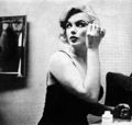 Marilyn Monroe photographed by Earl Gustie, 1959. - marilyn-monroe photo