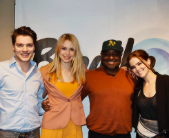  Cast at Breathe
