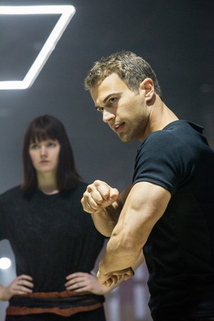 'Divergent' (2014): Stills