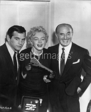  1/03/1956 The Warner Bros Key-marilyn monroe and milton greene