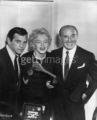 1/03/1956 The Warner Bros Key-marilyn monroe and milton greene  - marilyn-monroe photo