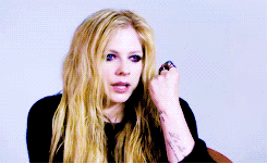 Avril Lavigne Gif