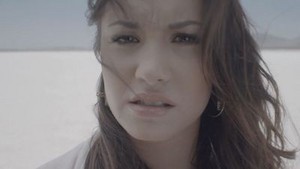  Demi Lovato - skyscraper, maghorofa - muziki Video Screencaps