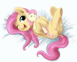  Fluttershy and her paborito doll