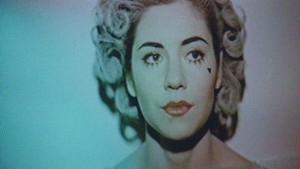 Marina and The Diamonds - Primadonna - Music Video Screencaps
