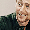  Tom Hiddleston প্রতীকী
