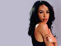 Aaliyah Haughton - celebrities-who-died-young wallpaper