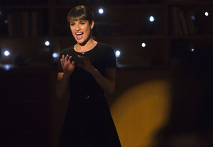  Glee 100th Episode First Look