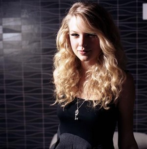 Taylor Swift Pics for you<3