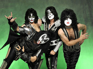  Kiss ~Paul, Gene, Eric and Tommy