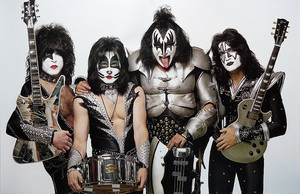  Kiss ~Paul, Gene, Tommy, and Eric
