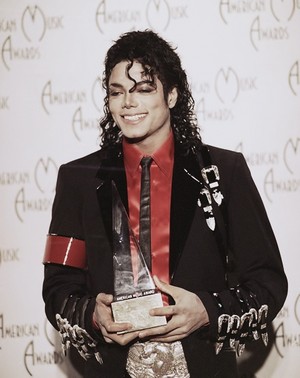  Backstage At The 1989 American musique Awards