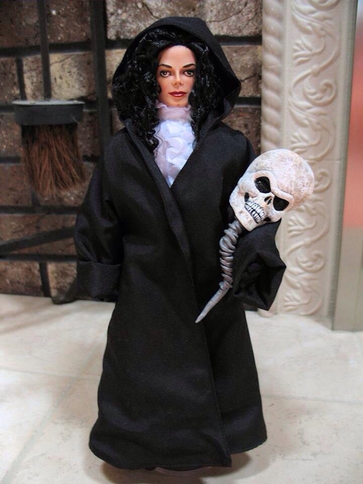 Love this GHOSTS doll Michael Jackson Photo (36754115