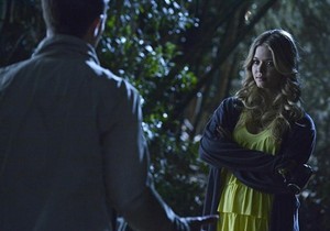  Pretty Little Liars season finale 4.24 "A is for Answers" - promotional фото