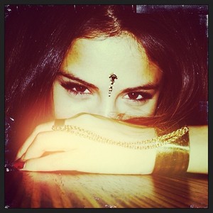  Selena's post on Instagram