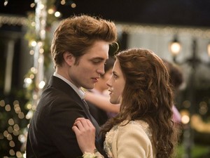 Edward and Bella's prom