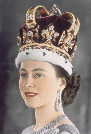  퀸 elizabeth ii jewellery