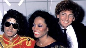  Backstage At The 1984 American musique Awards