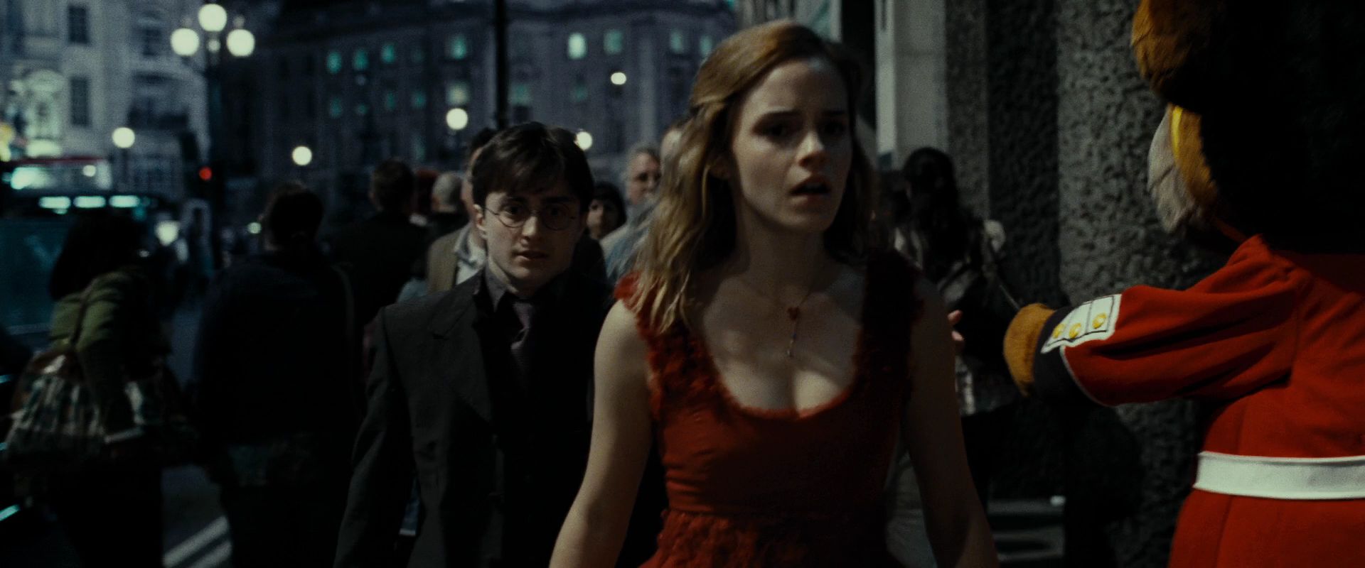Гермиона Грейнджер Photo: Hermione in Red Dress.