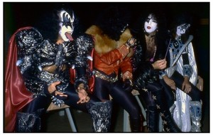  ciuman with Eric Carr