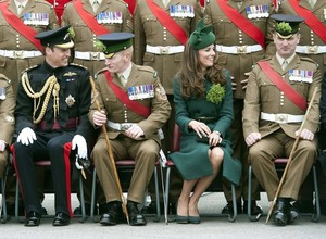  Royals Enjoy the St. Patrick's ngày Parade