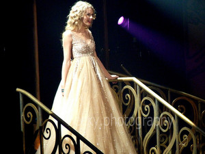 Taylor Swift for you<33