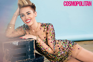  Miley Cyrus=Cosmopolitan