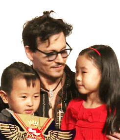  Aww, Johnny with little chinese شائقین