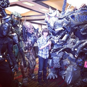 Chandler with ALIENS!!!