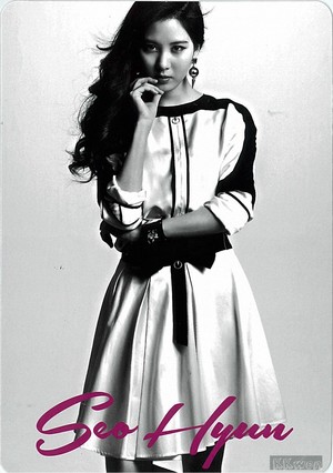  Girls' Generation 'Love & Peace' Giappone 3rd Tour - Photocard