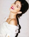 Selena                  - selena-gomez photo