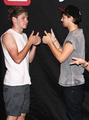        Niall and Louis - louis-tomlinson photo