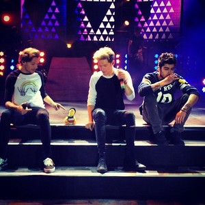  Louis, NIall and Zayn ;;)