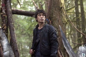 The 100 - 1x08 promotional photos