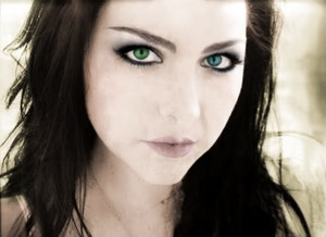  Amy lee green eyes :)