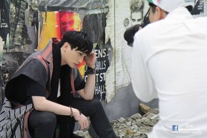  BTS cuts from 'First Homme' album jacke Foto shoot