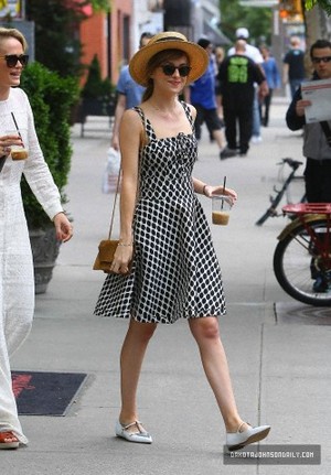  Dakota out in NYC (May 31st, 2014)
