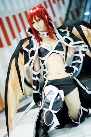  Erza Black Wing Cosplay