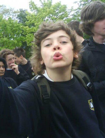 Pin by » tpwfk « on harry styles | Young harry styles 