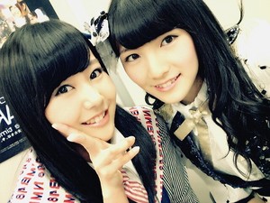  akb48 Okada Nana and NMB48 Kadowaki Kanako