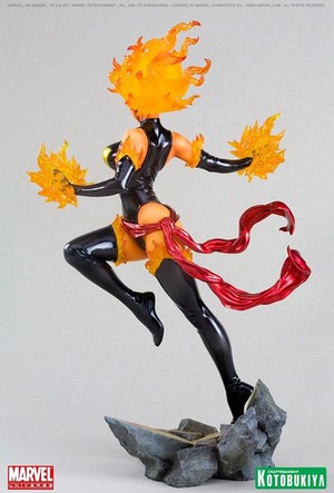  Carol Danvers / Ms. Marvel Binary Figurine