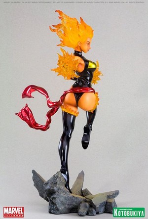 Carol Danvers / Ms. Marvel Binary Figurine