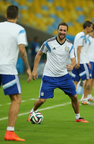 G. Higuain playing for Argentina