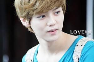  Lovely and cute Luhan♥